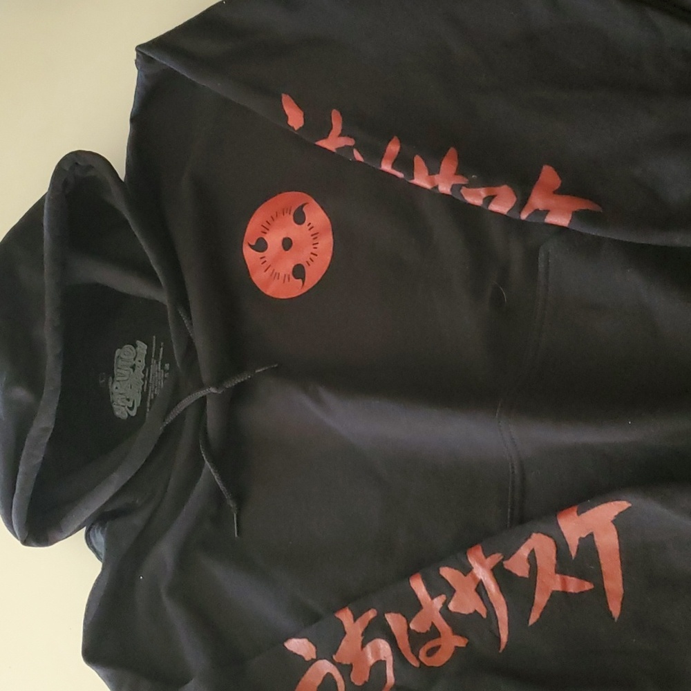 Naruto Shippuden black hoodie size L